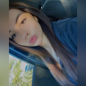 Meet your Posher, Katelynn